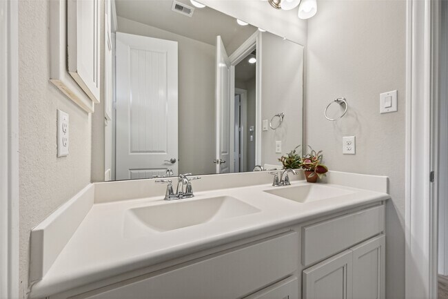 Building Photo - 1007 Parsnip Acres Ct