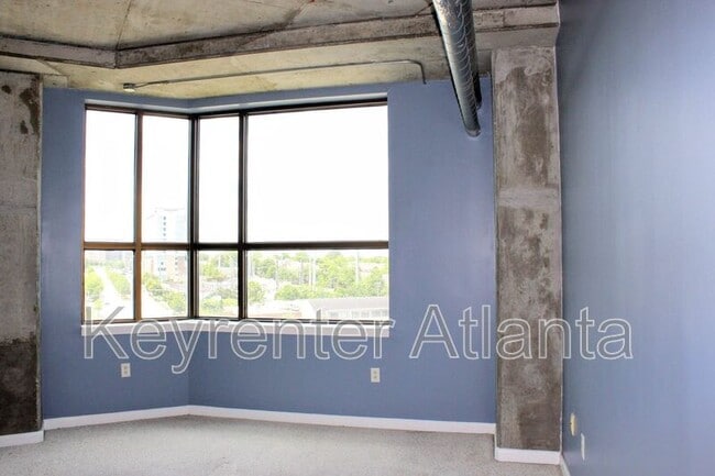 Building Photo - 115 W Peachtree Pl NW