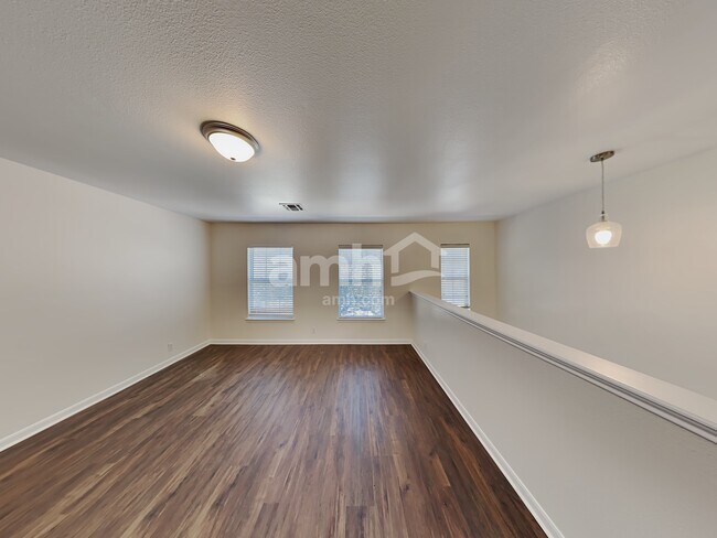 Building Photo - 9303 Scotty Oaks