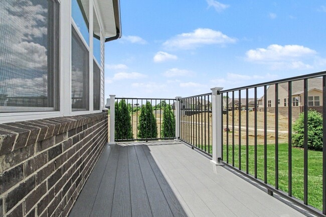 Building Photo - 5660 Corgi Dr