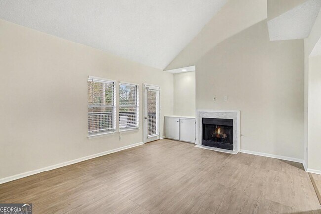 Building Photo - 106 Ivy Green Ln SE