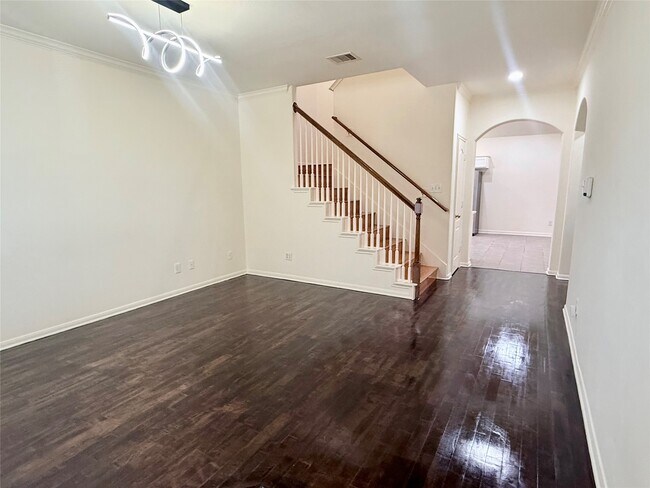 Building Photo - 6530 Signal Point Ln