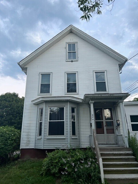 Building Photo - 274 Washington St