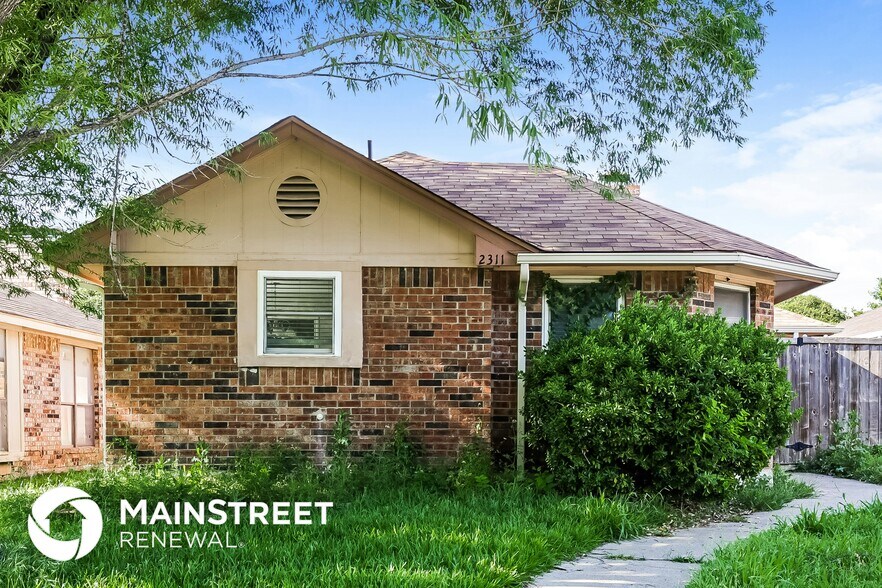 Primary Photo - 2311 Ridgestone Dr