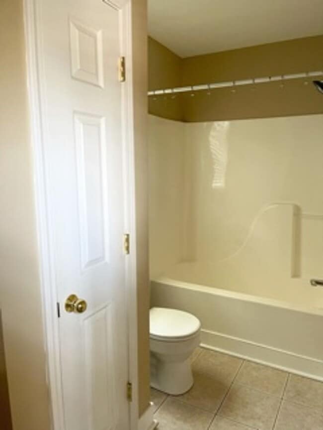 Building Photo - Powell/Anderson County 37849 - 3 bedroom, ...