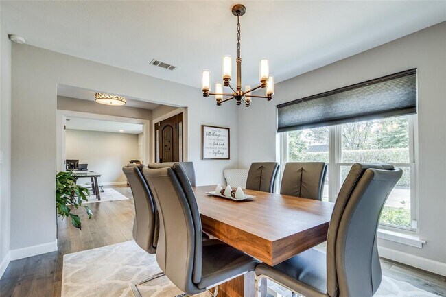 Building Photo - 4321 Dartstone Dr
