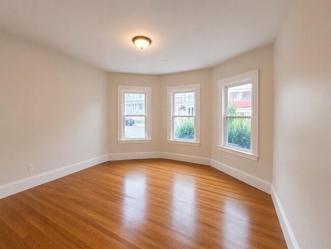 Building Photo - 36 Champney St