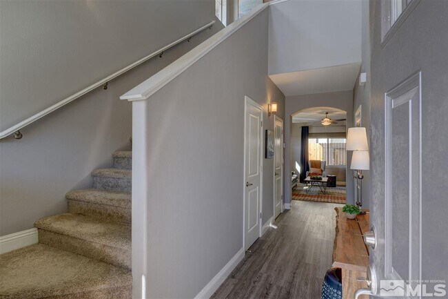 Building Photo - 1252 Saltern Dr