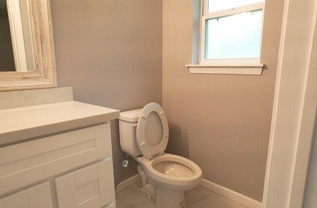 Building Photo - 25373 Goodson Rd