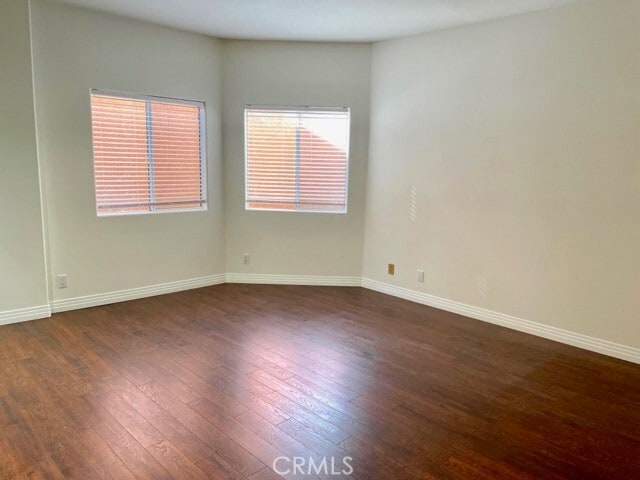 Building Photo - 1342 Manhattan Ave