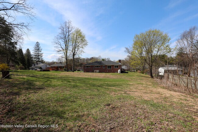 Building Photo - 111 Zandhoek Rd