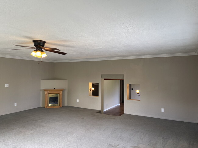 Building Photo - Spacious 3-Bedroom Home with Bonus Room & Two-Car Garage