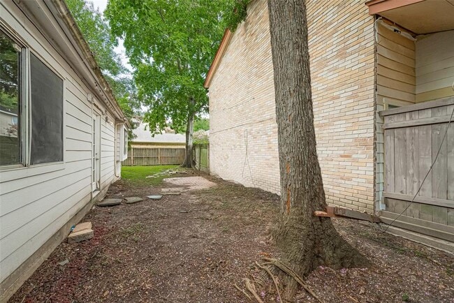 Building Photo - 2907 Waypark Dr