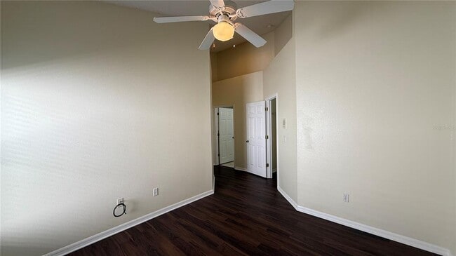 Building Photo - 16644 Rolling Green Dr