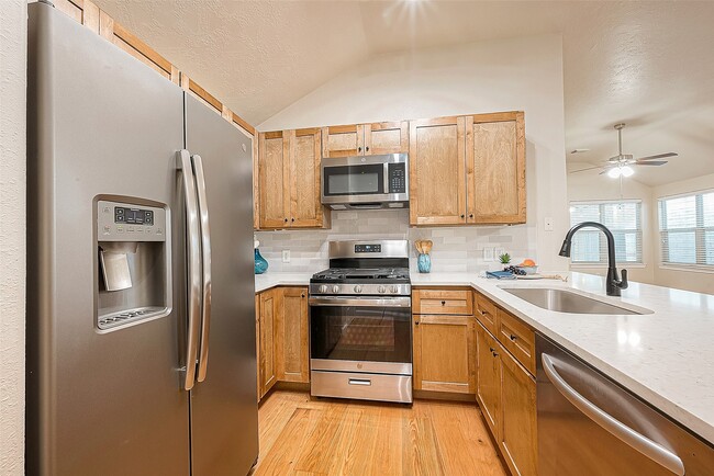 Building Photo - 2910 Crescent Bend Rd