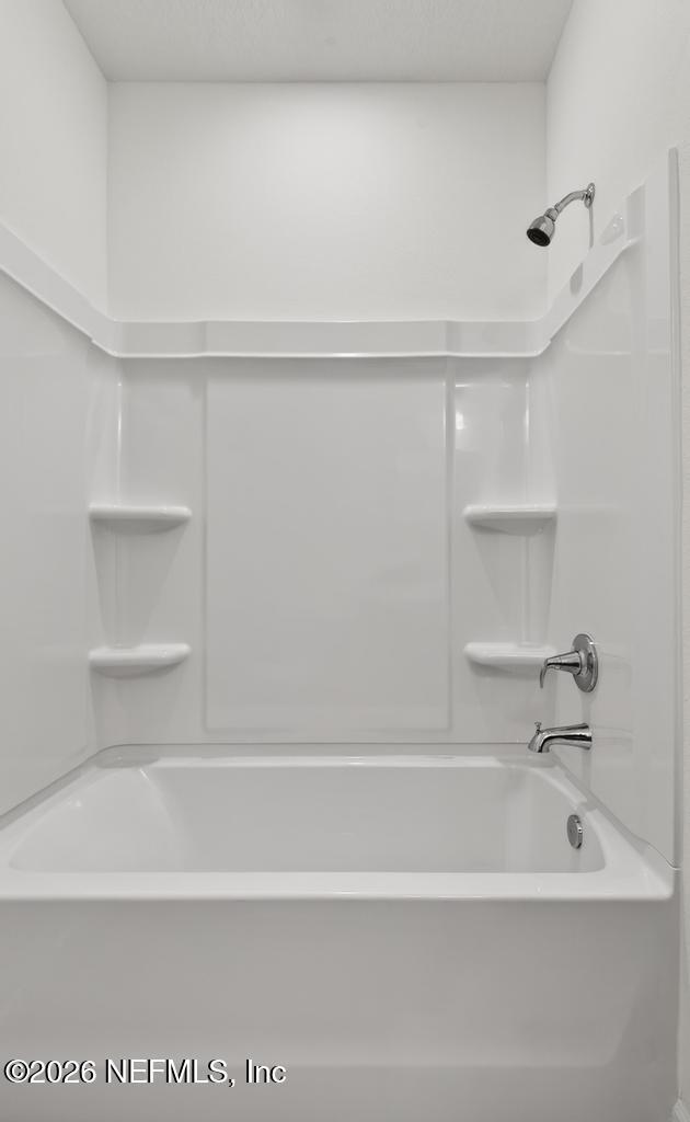 Building Photo - 368 Woods Ln