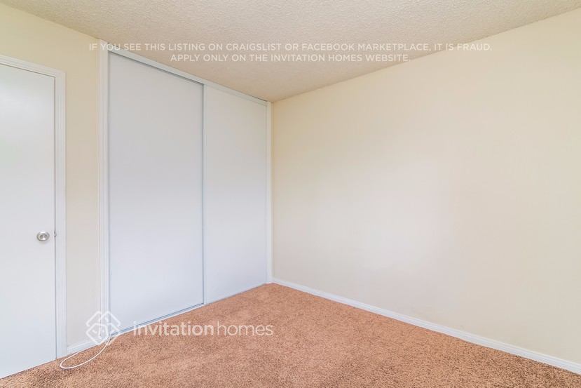 Building Photo - 17002 E Bellbrook St