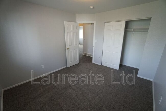 Building Photo - 932 Lowell Blvd