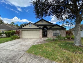 Building Photo - 225 Wild Pine Point