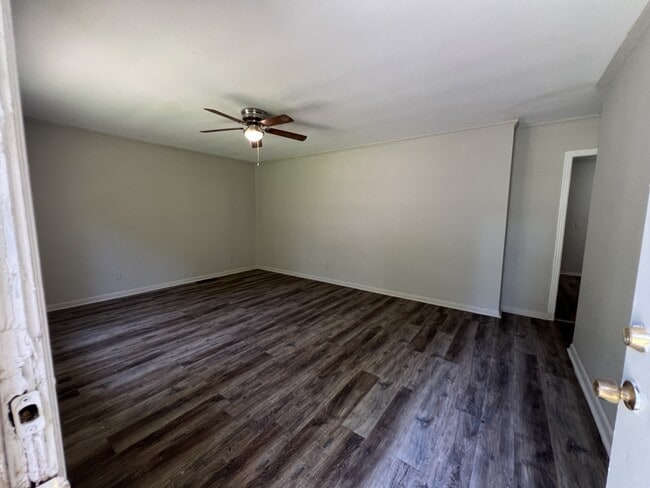 Building Photo - 3152 Bilgray Dr