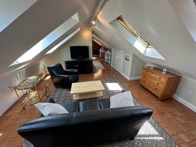 Building Photo - 274 Poplar St