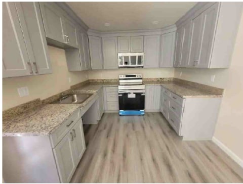 Building Photo - 106 W 12th St