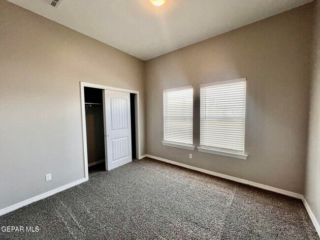 Building Photo - 11365 Hidalgo Dr