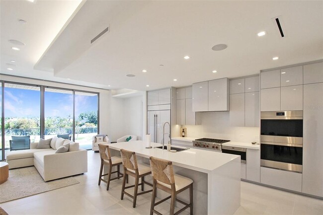 Building Photo - 1591 Gulf of Mexico Dr