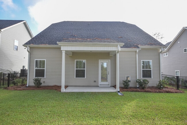 Building Photo - 67 Timber Skip Dr