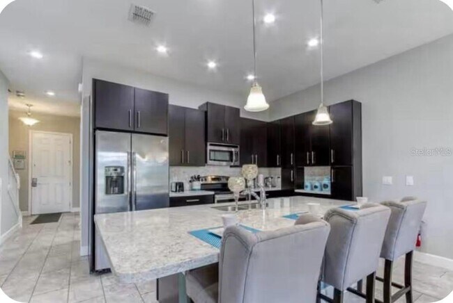 Building Photo - 386 Captiva Dr