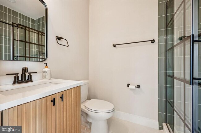 Building Photo - 107 Armstrong Pl