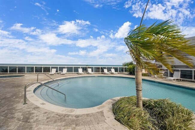 Building Photo - 6301 Collins Ave