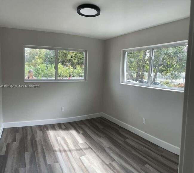 Building Photo - 3760 NW 13th Pl