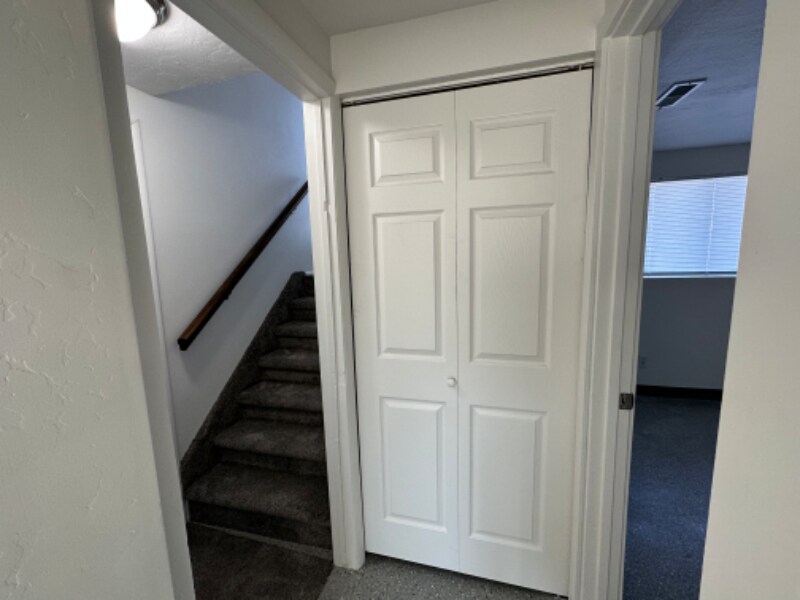 Building Photo - 535 W 400 N