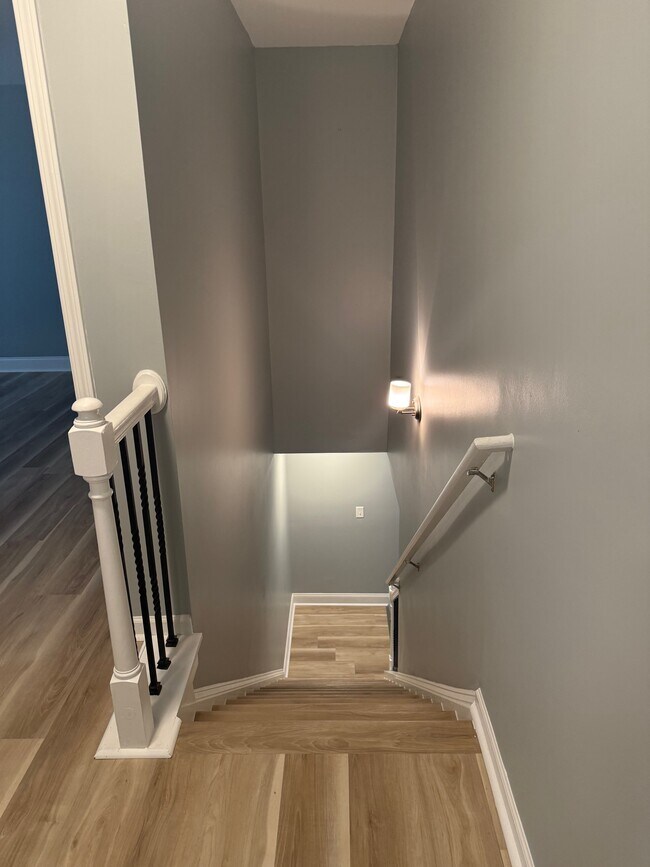 Building Photo - 402 Sam Cobb Ct