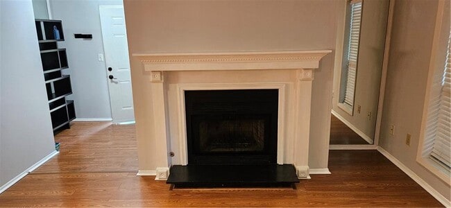 Building Photo - 207 Cumberland Ct SE