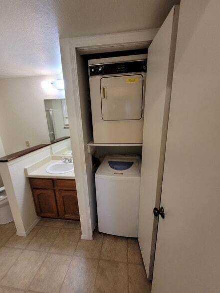 Interior Photo - Rampart View Apartments