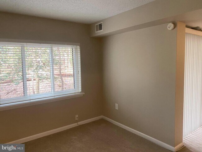 Building Photo - 11723 Karbon Hill Ct