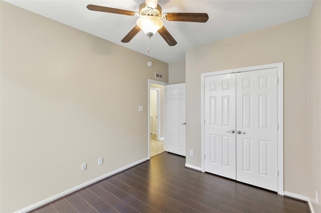 Building Photo - 13814 McKinney Creek Ln