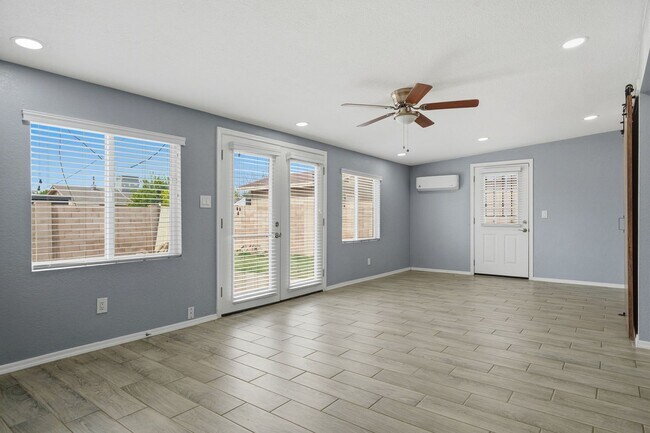 Building Photo - Recently Remodeled Home with All Appliances Included!