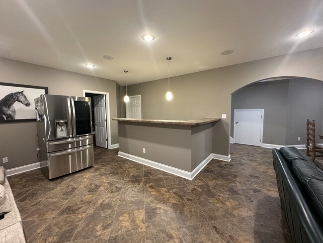 Building Photo - 2424 Calendula Rd