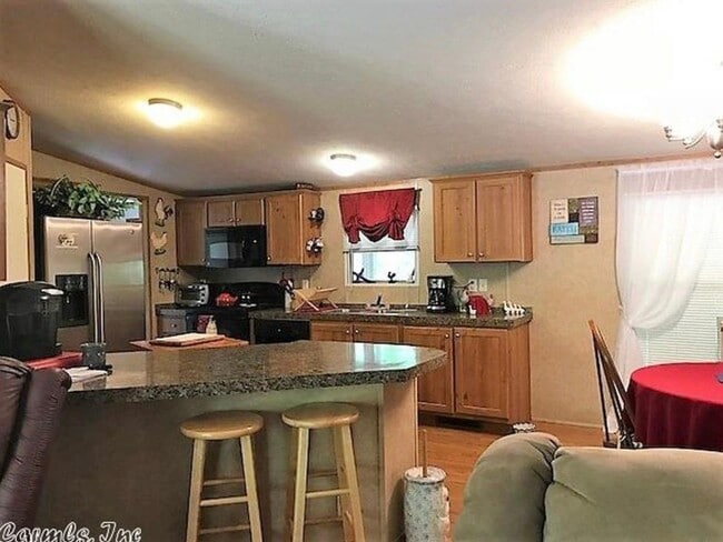 Building Photo - 3 Bedroom Single Family Home in Haskell.