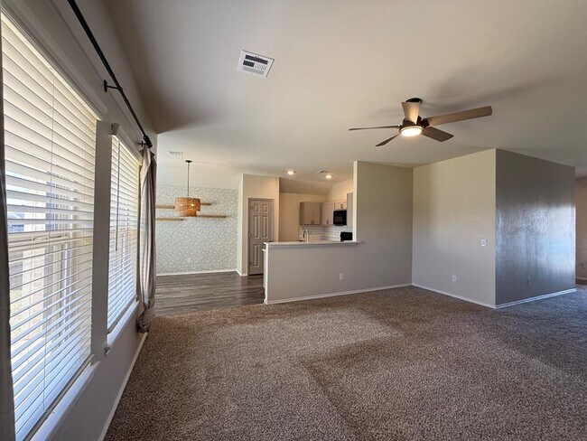 Building Photo - 11016 NW 100th St