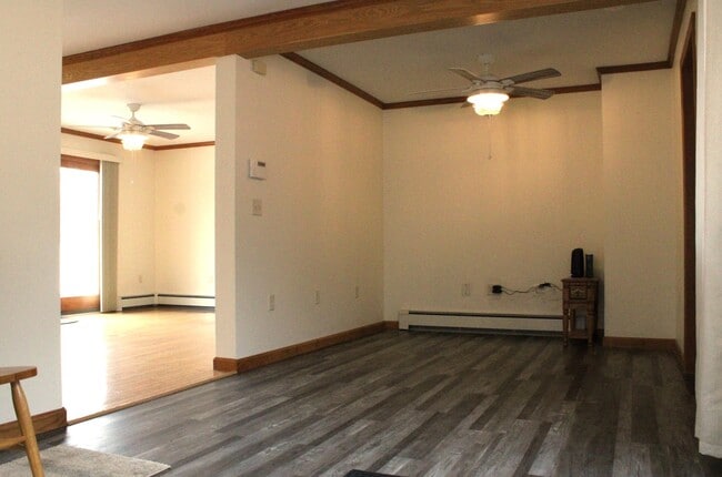 Building Photo - 1878 Riverside Dr