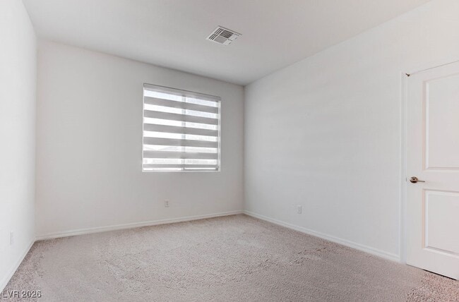 Building Photo - 10269 Lofty Knl St