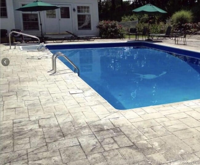 Building Photo - 492 Mooney Hill Rd