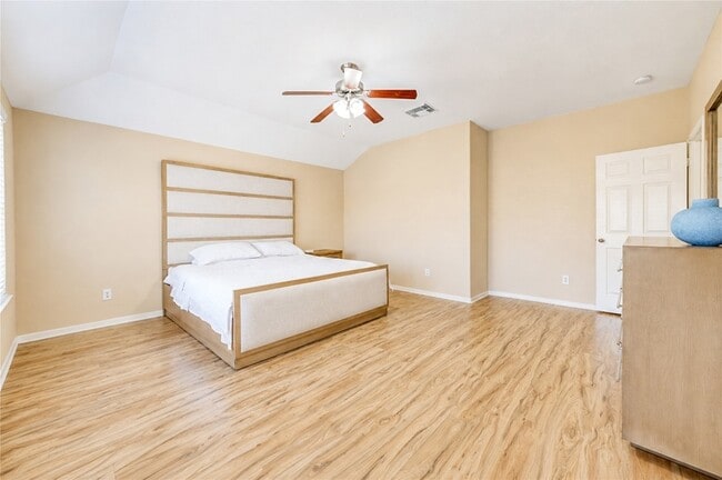 Building Photo - 6315 Linfield Bluff Ln
