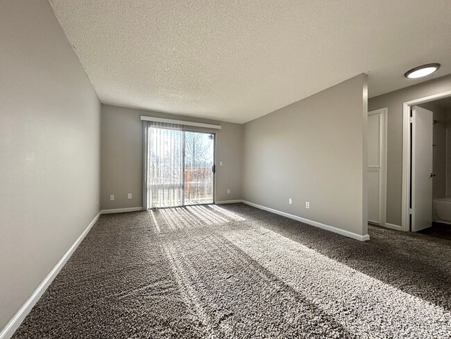 Interior Photo - West on Murray Apartments