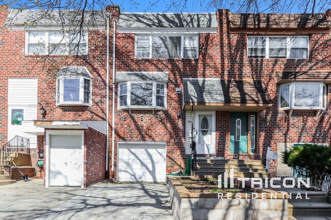 Primary Photo - 3137 Birch Rd