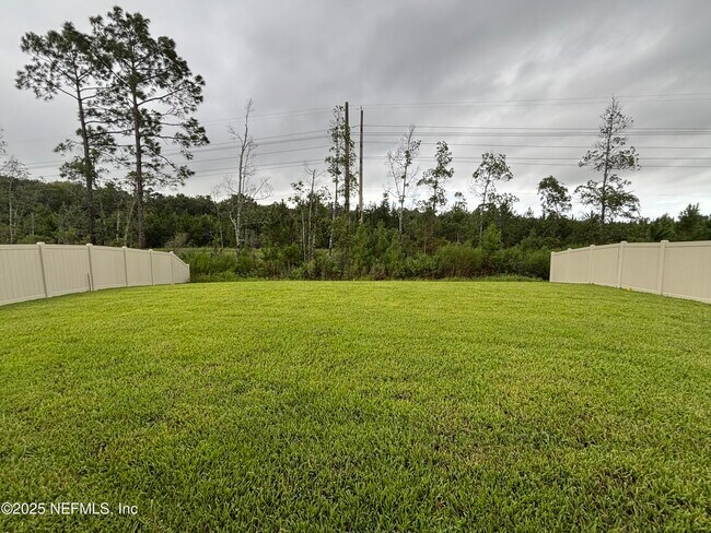 Building Photo - 442 Stargaze Ln